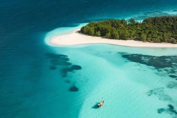 9-Day Luxury Honeymoon Safari & Zanzibar Retreat