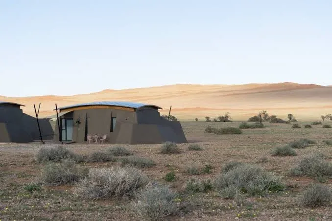 3-Day Sossusvlei One-Way Shuttle Safari: Relaxed Desert Adventure